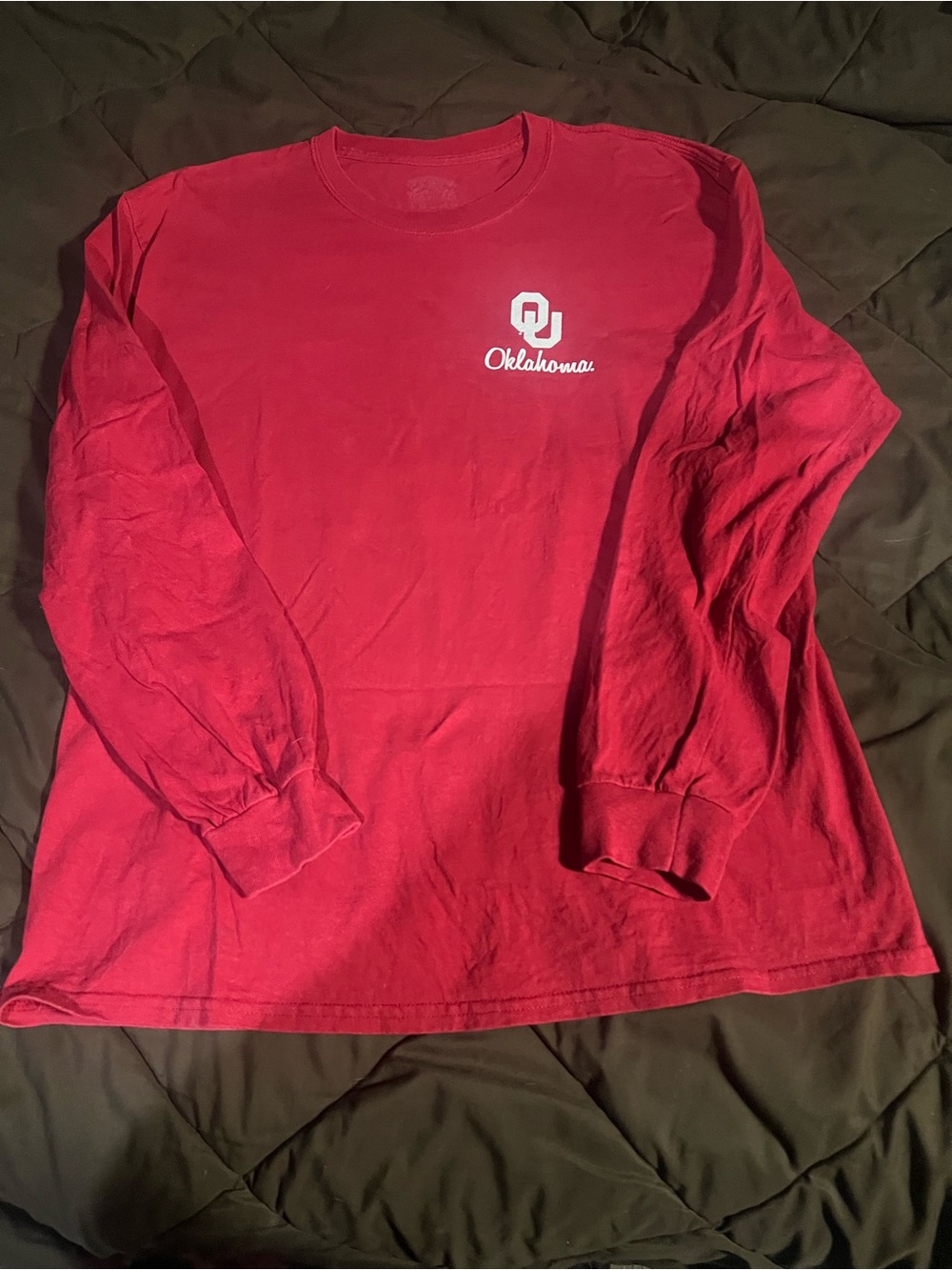 Long-Sleeve Crewneck Tee - Red